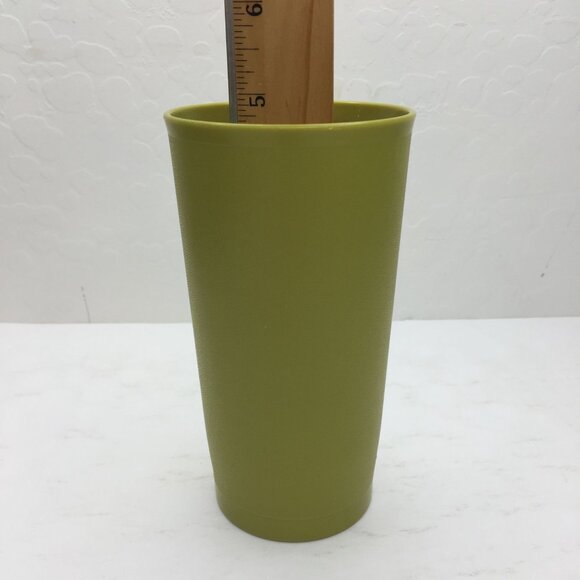 Vintage Tupperware Green Yellow Plastic Tumblers Set 4 Retro Drinkware Kitchen - Picture 11 of 16